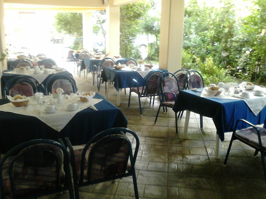 Hotel Eleni Paralia Dionysiou Esterno foto